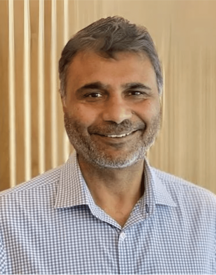 portrait of Manish Agrawal