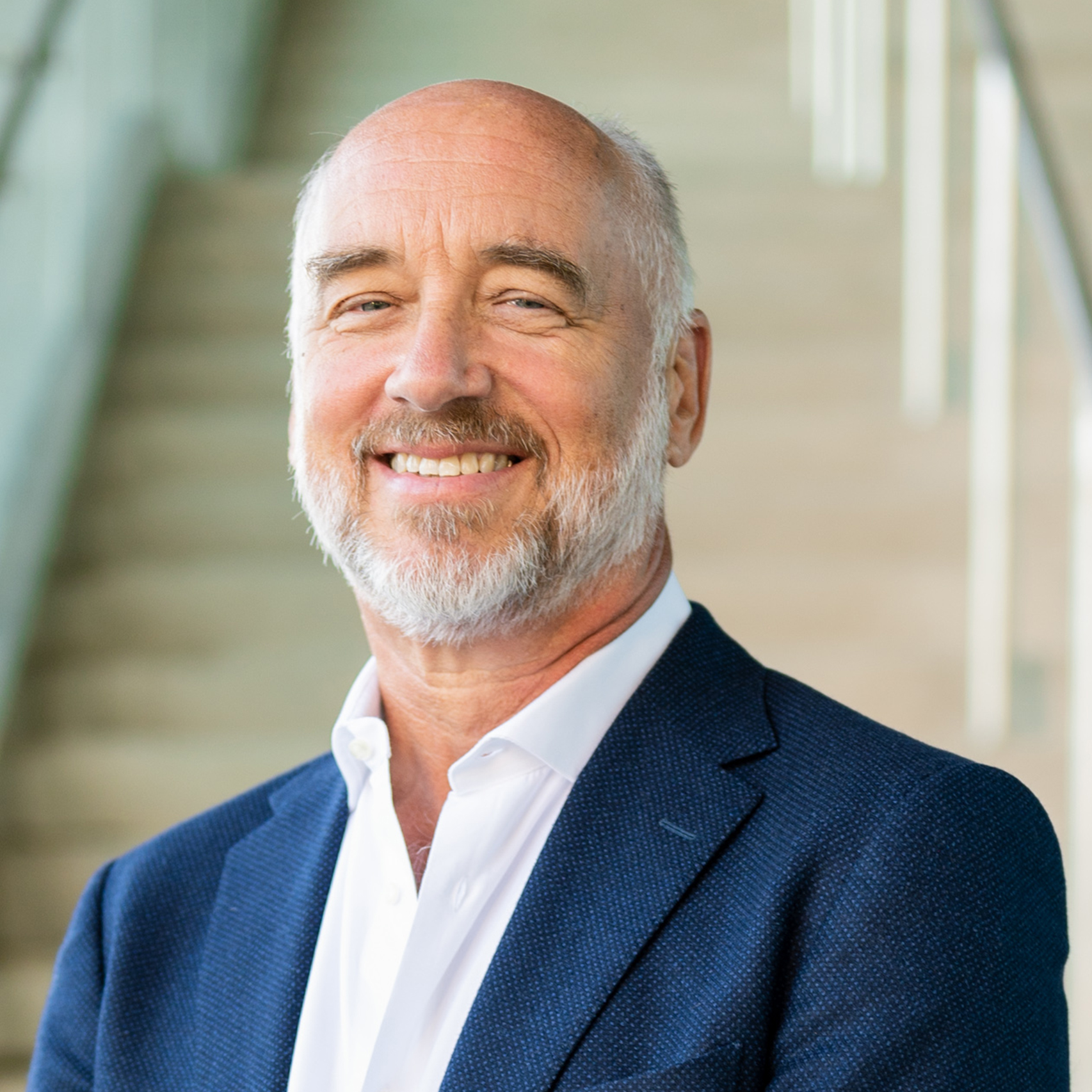 portrait of Scott Thompson